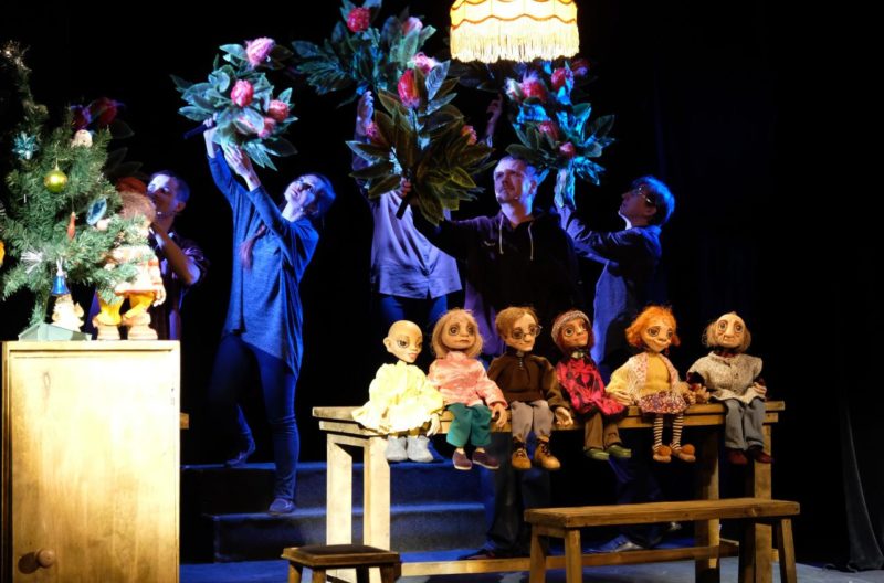  Спектакль Курского театра кукол посетил профактив  областной организации Профсоюза 